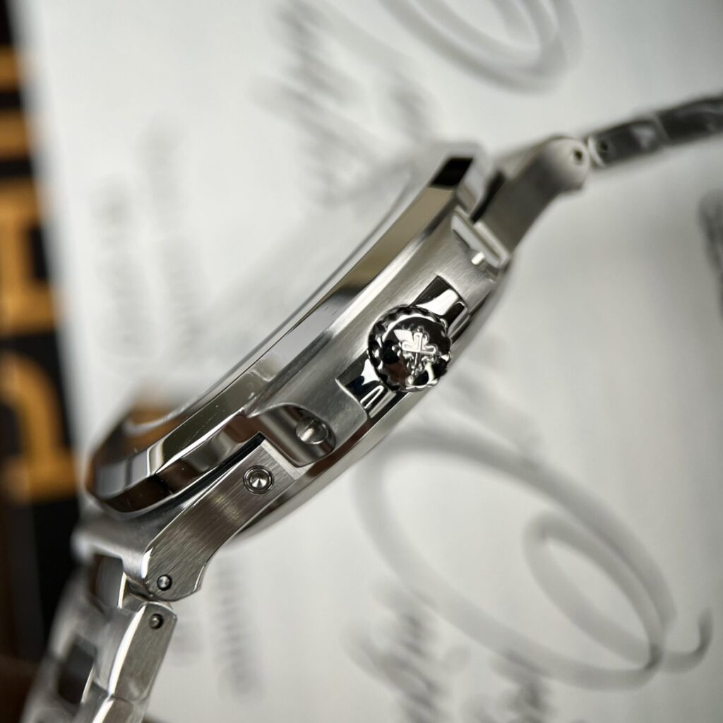 Patek Philippe Nautilus Super Clone Swiss Machine