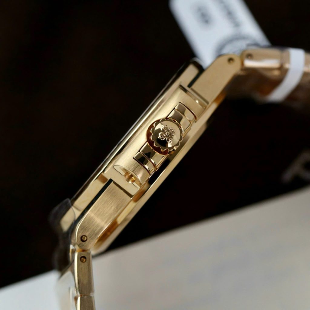 Patek Philippe Nautilus Super Clone Swiss Machine