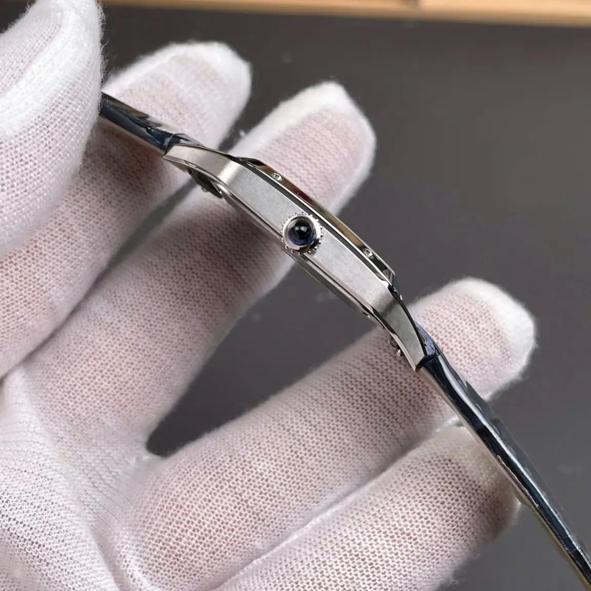 Cartier Santos Dumont Super Clone Swiss Machine (43.5mm x 31.4mm)