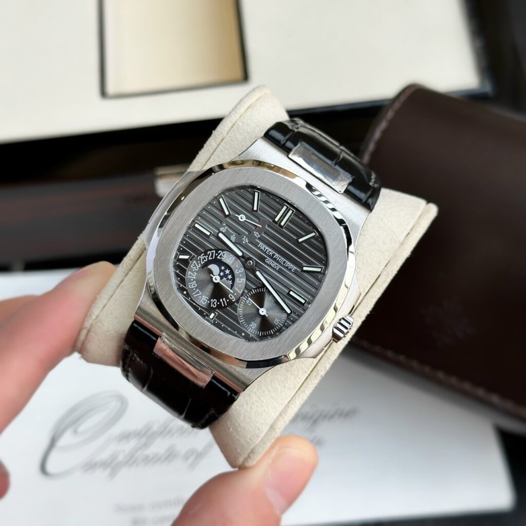 Patek Philippe Nautilus Super Clone Swiss Machine