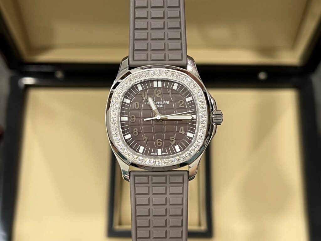 Patek Philippe Aquanaut Super Clone Swiss Machine