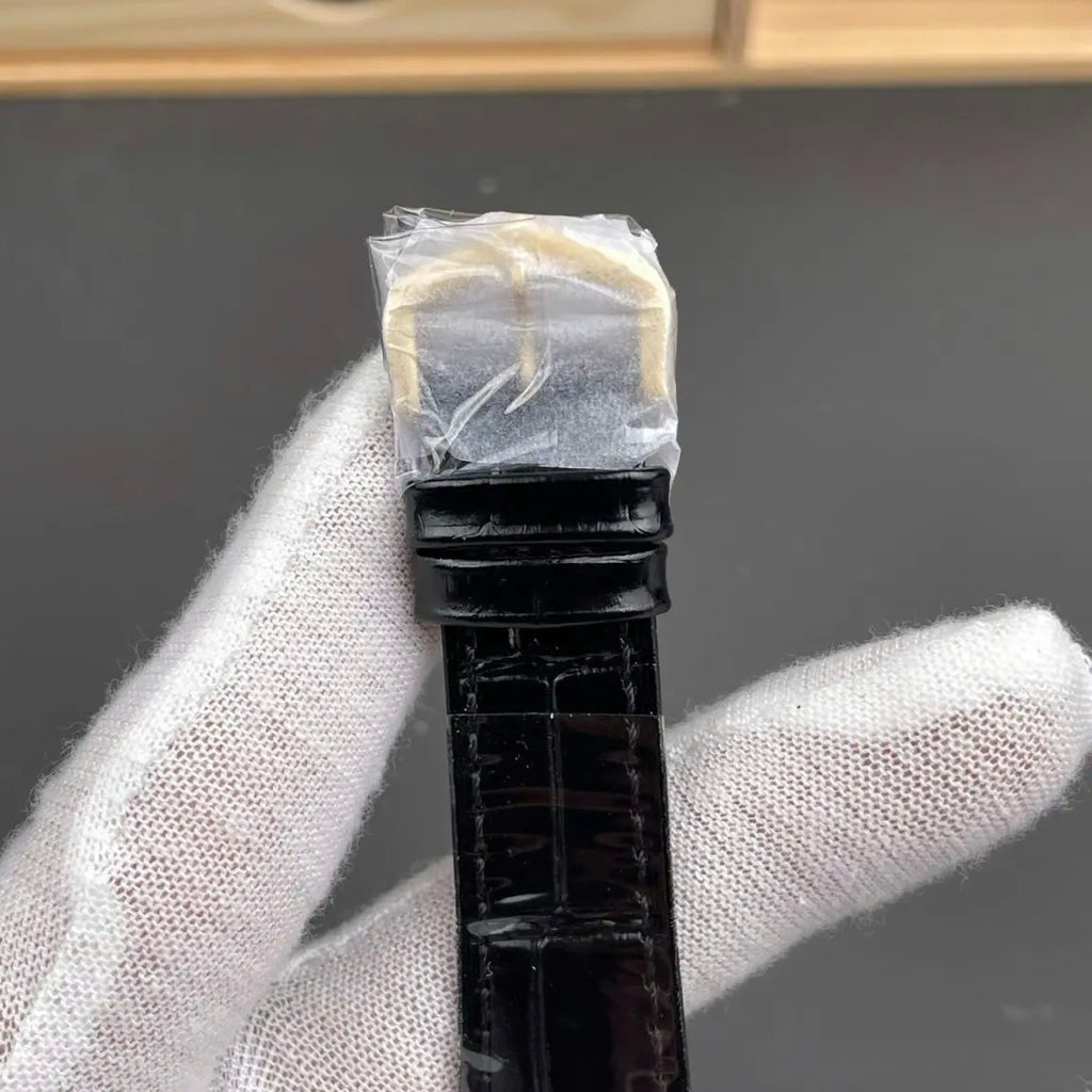 Cartier Tank Louis Super Clone Swiss Machine (33.7mm x 25.5mm)