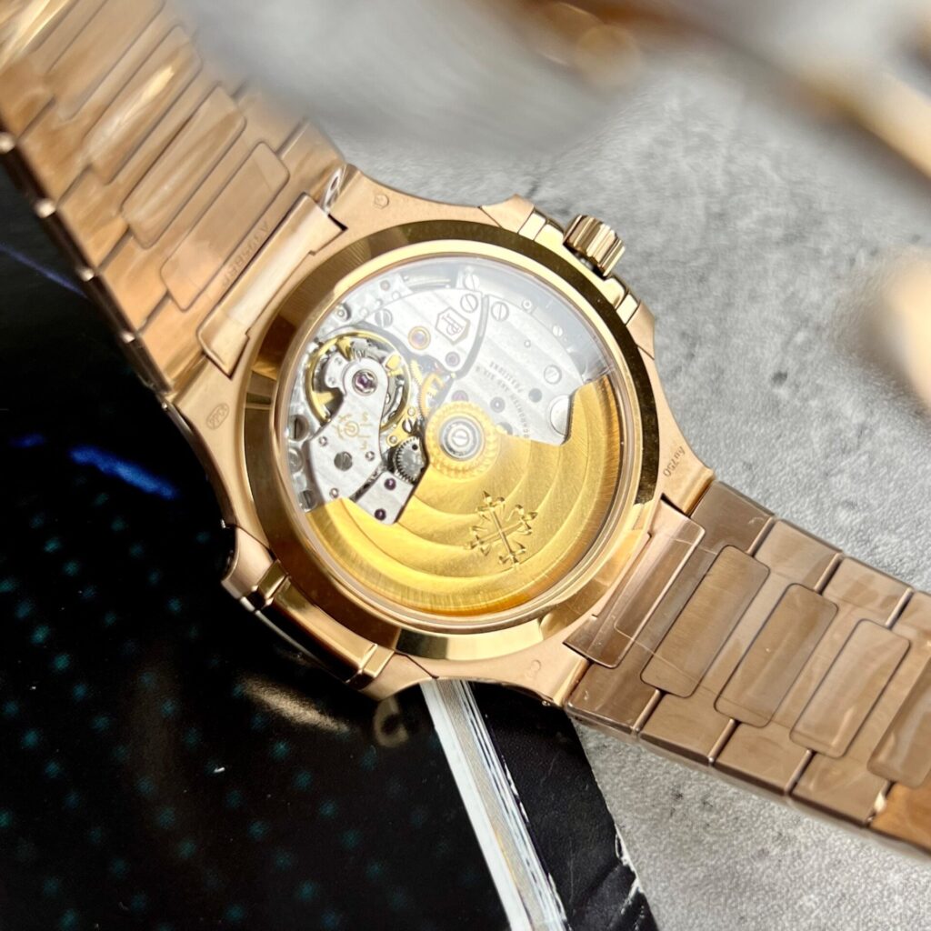 Patek Philippe Nautilus Super Clone Swiss Machine