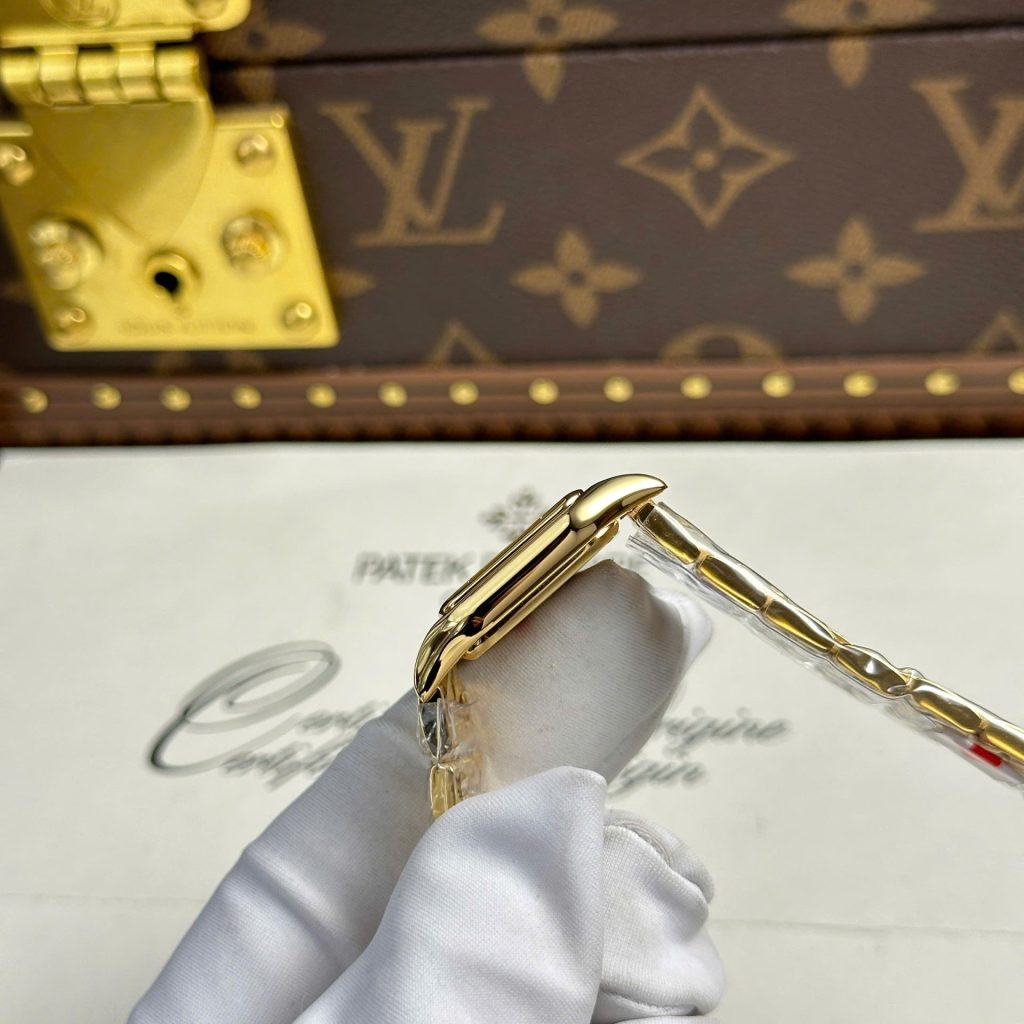 Cartier Panthere Super Clone Swiss Machine (30.3mm x 22.0mm)