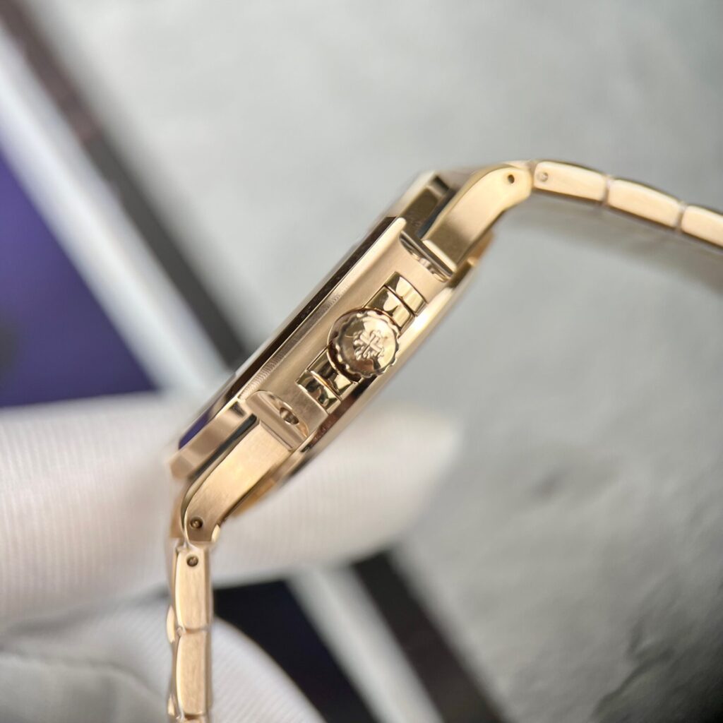 Patek Philippe Nautilus Super Clone Swiss Machine