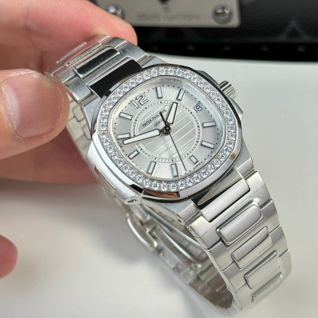 Patek Philippe Nautilus Super Clone Swiss Machine