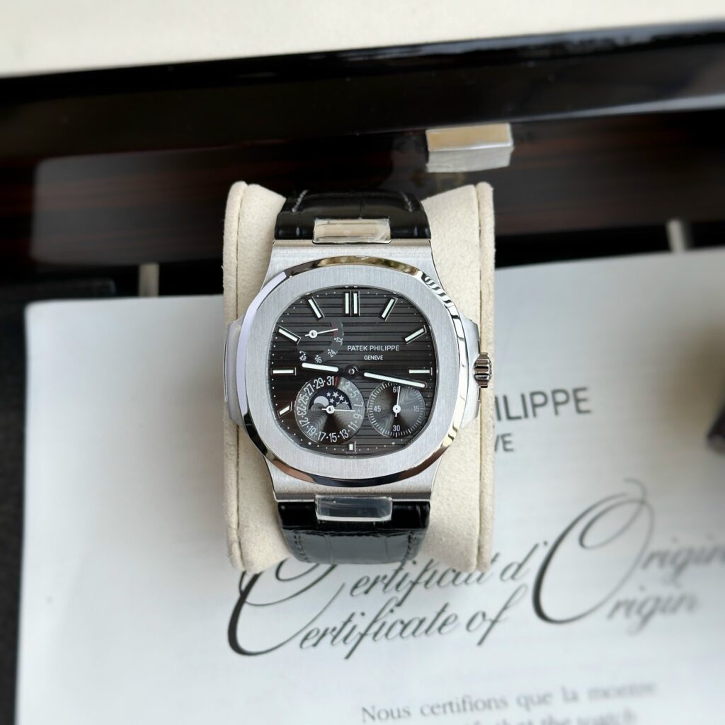 Patek Philippe Nautilus Super Clone Swiss Machine
