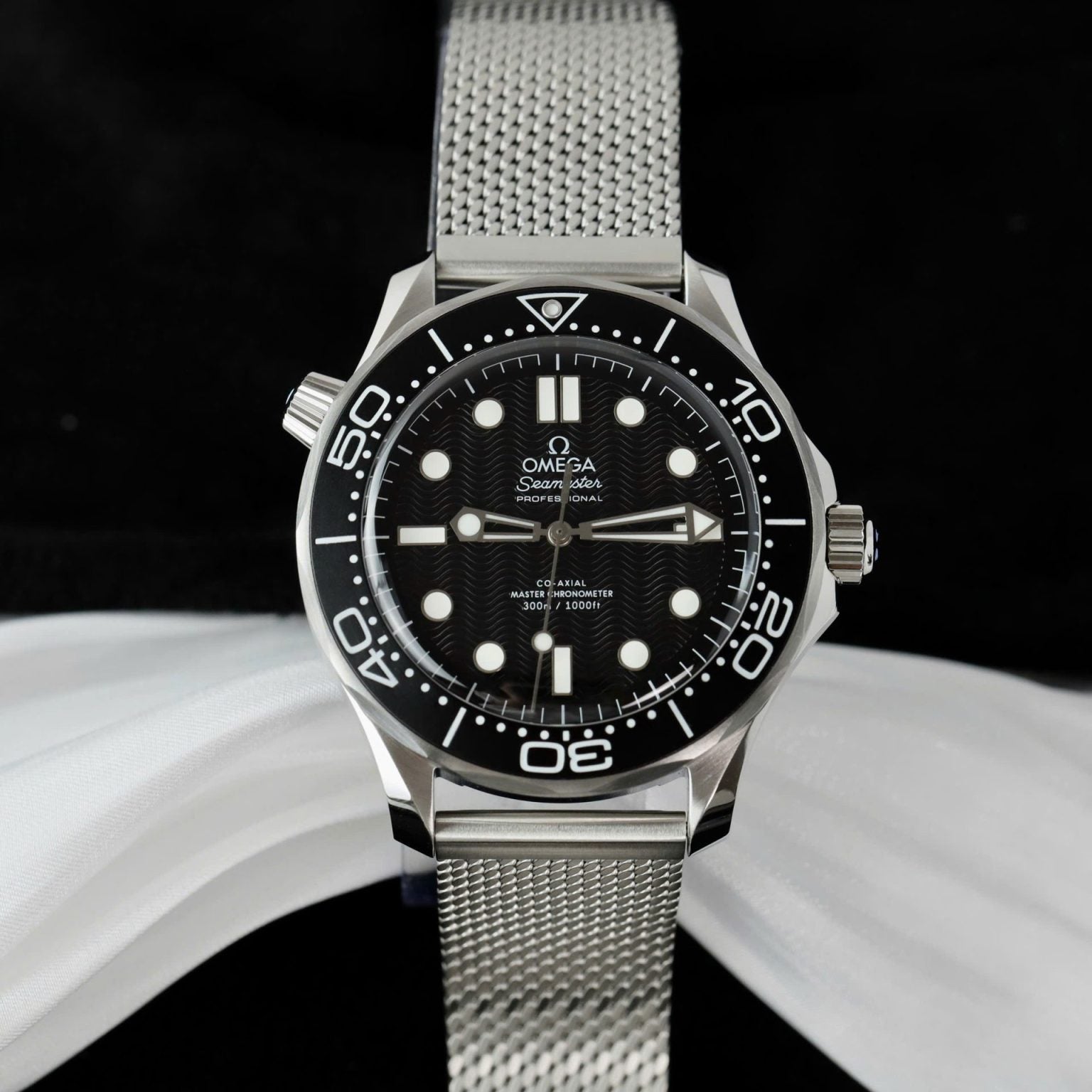 Omega seamaster Diver Super Clone Swiss Machine