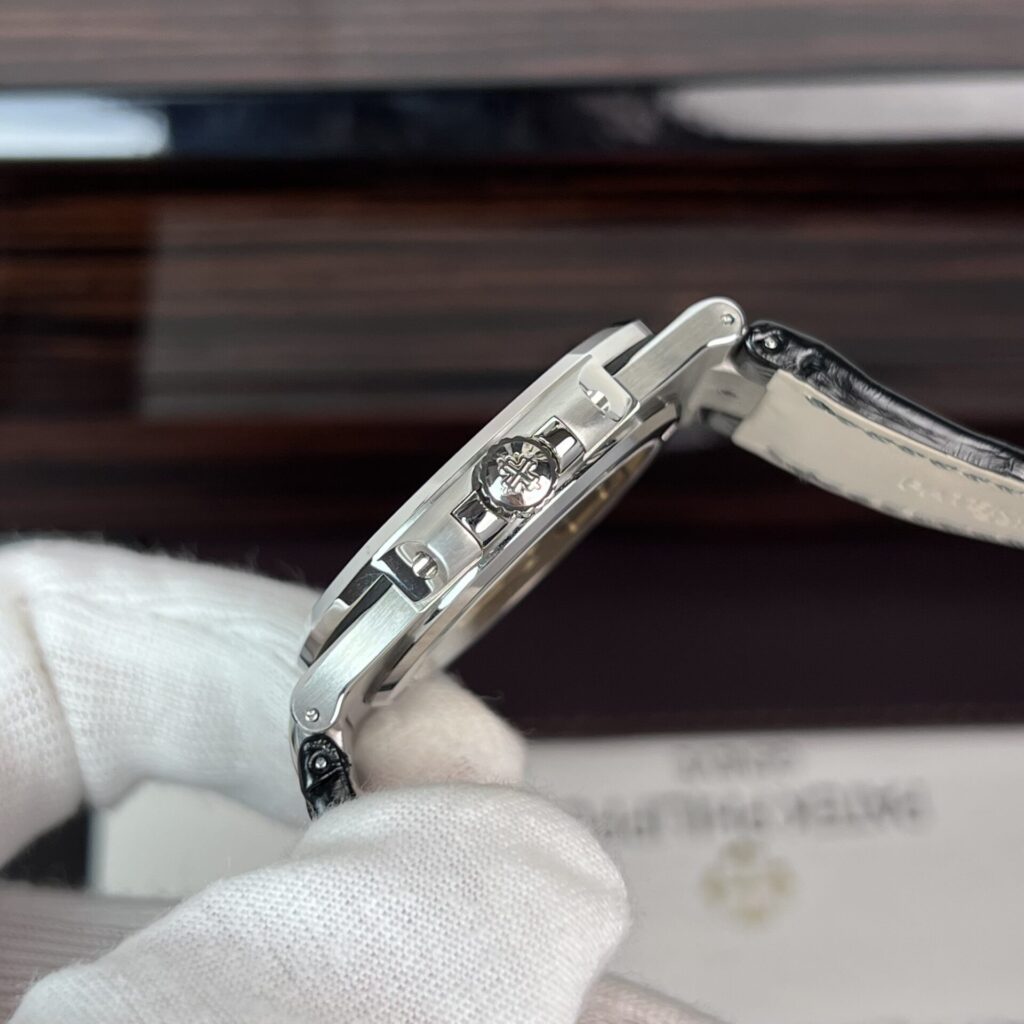 Patek Philippe Nautilus Super Clone Swiss Machine
