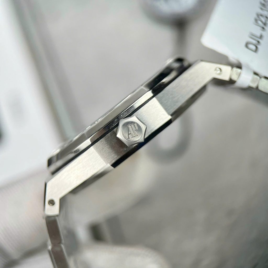 Audemars Piguet Royal Oak Super Clone Swiss Machine 37mm