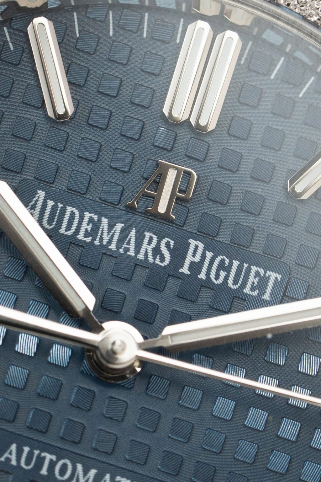 Audemars Piguet Royal Oak Super Clone Swiss Machine 23mm