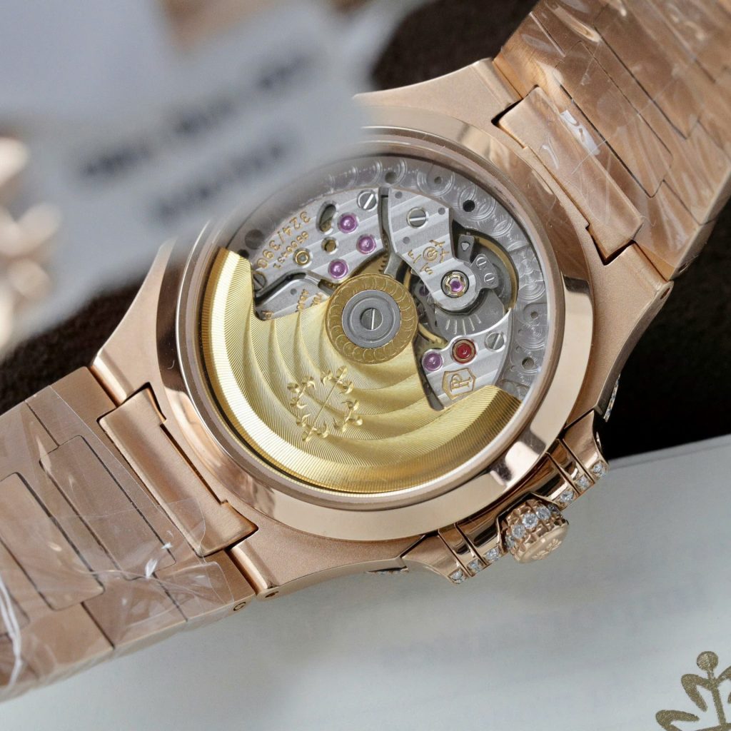 Patek Philippe Nautilus Super Clone Swiss Machine