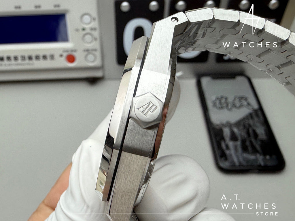 6BC05B4C D3F3 403A 9477 CFED91F4741E