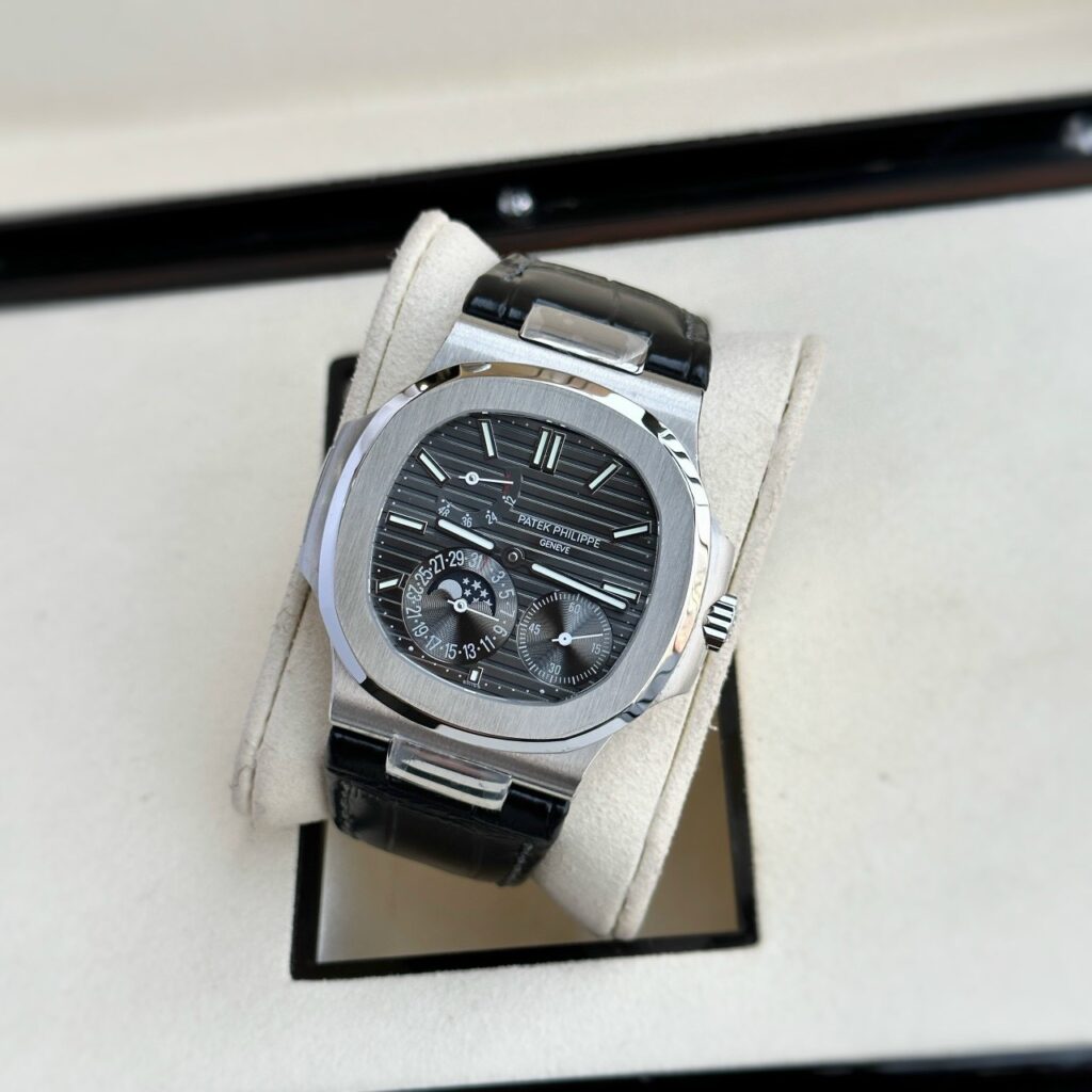 Patek Philippe Nautilus Super Clone Swiss Machine