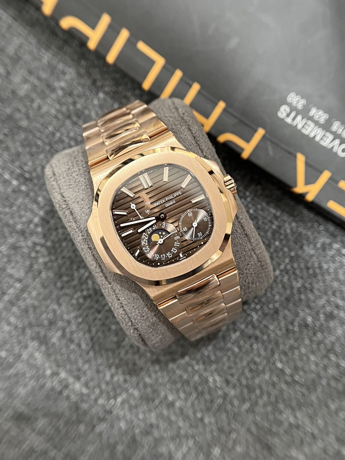 Patek Philippe Nautilus Super Clone Swiss Machine
