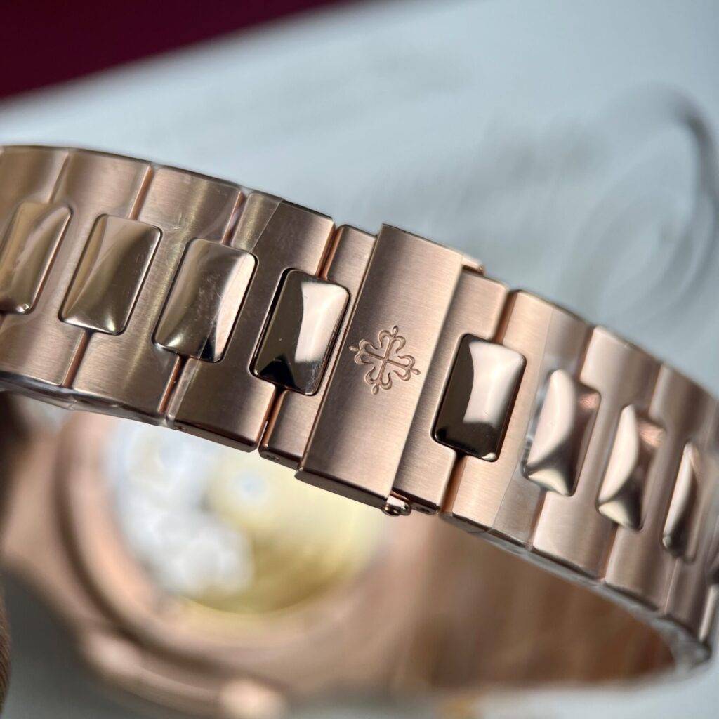 Patek Philippe Nautilus Super Clone Swiss Machine