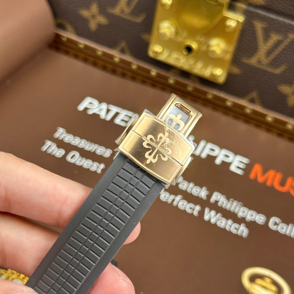 Patek Philippe Aquanaut Super Clone Swiss Machine