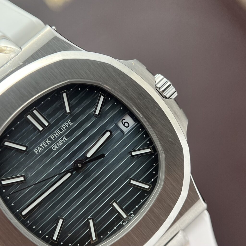 Patek Philippe Nautilus Super Clone Swiss Machine