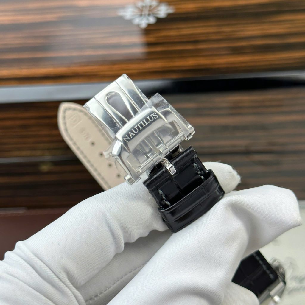Patek Philippe Nautilus Super Clone Swiss Machine