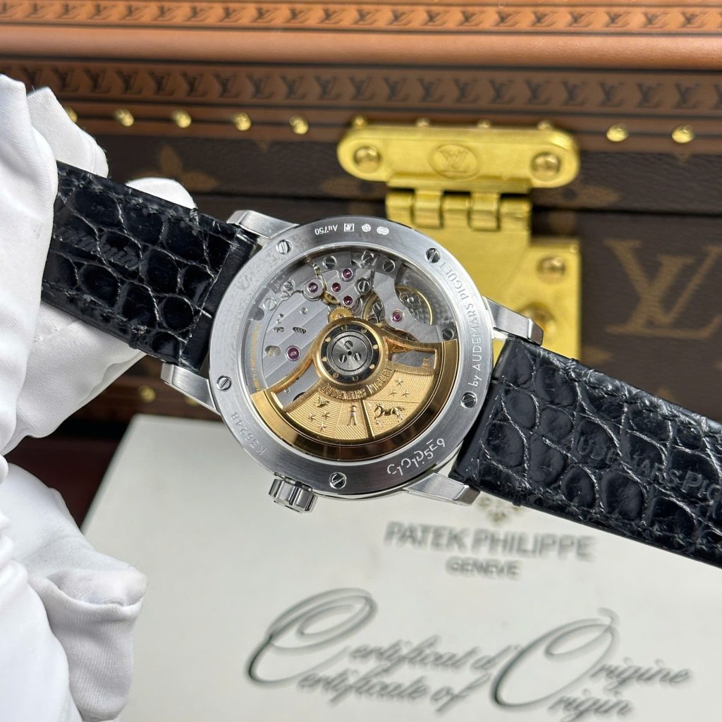 Audemars Piguet – Code 11.59 Super Clown Swiss Machine 41mm