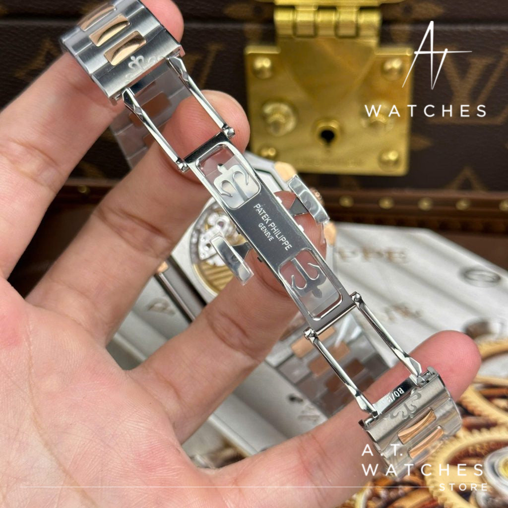 7B9D852B A2DA 4439 8B02 2B0FEEE0361B