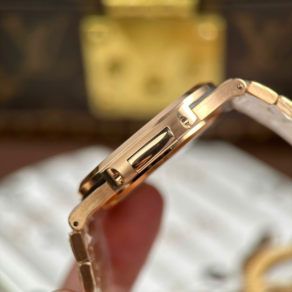 Patek Philippe Nautilus Super Clone Swiss Machine