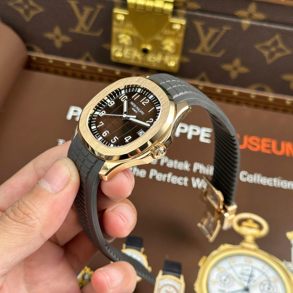 Patek Philippe Aquanaut Super Clone Swiss Machine