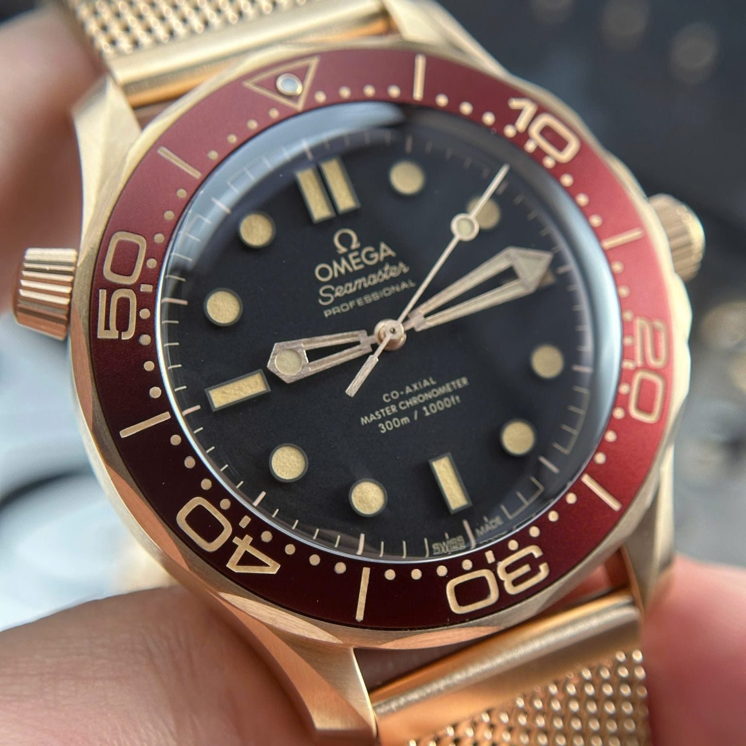 Omega seamaster Diver Super Clone Swiss Machine