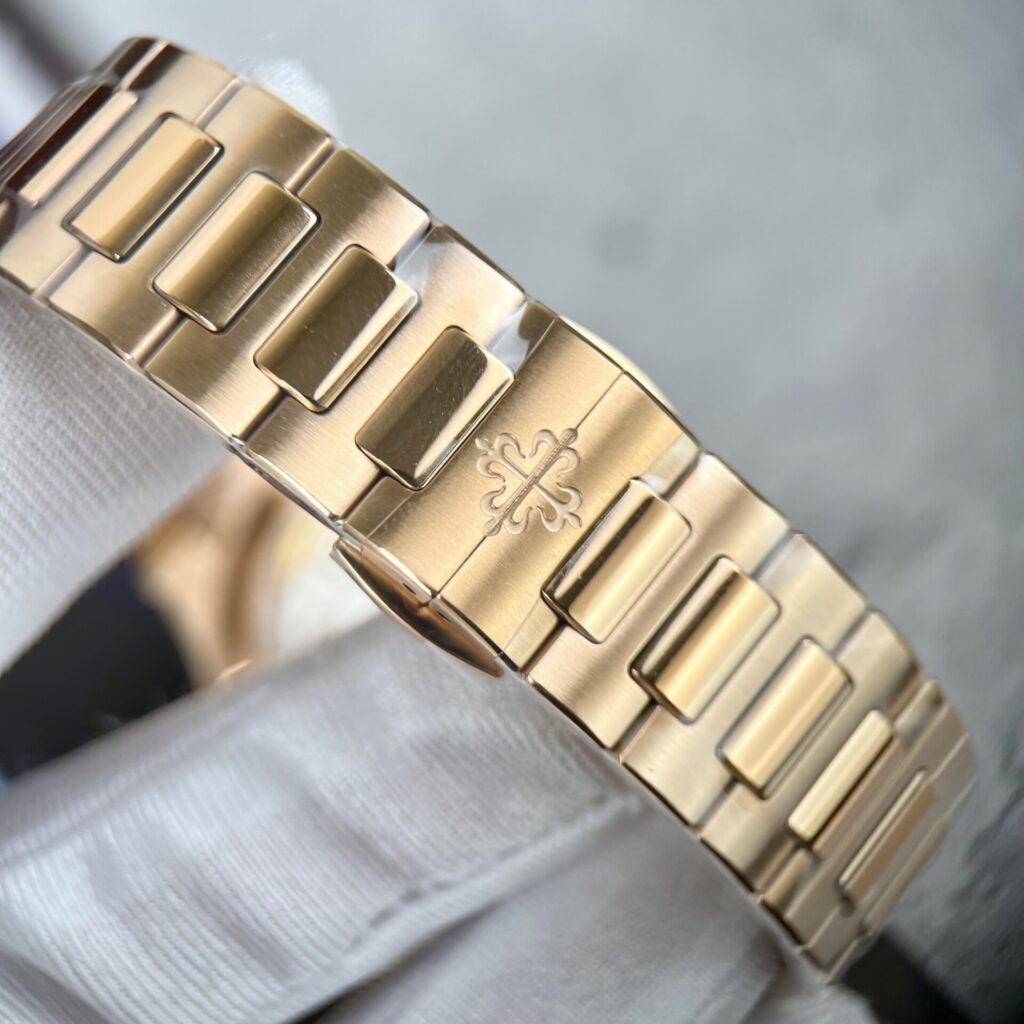 Patek Philippe Nautilus Super Clone Swiss Machine