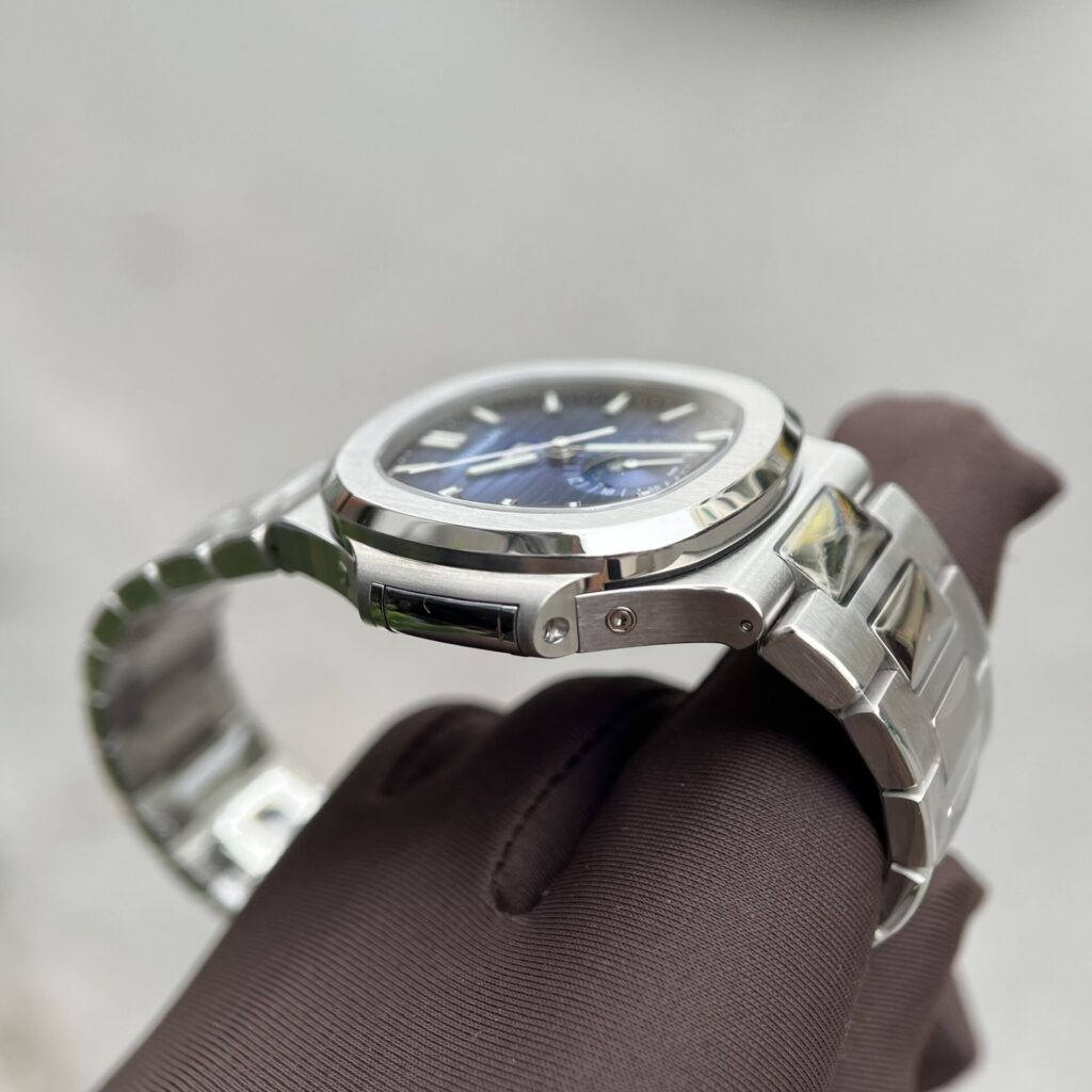 Patek Philippe Nautilus Super Clone Swiss Machine
