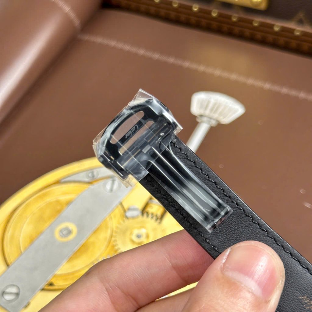 Cartier Santos Super Clone Swiss Machine (41.9mm x35.1mm)