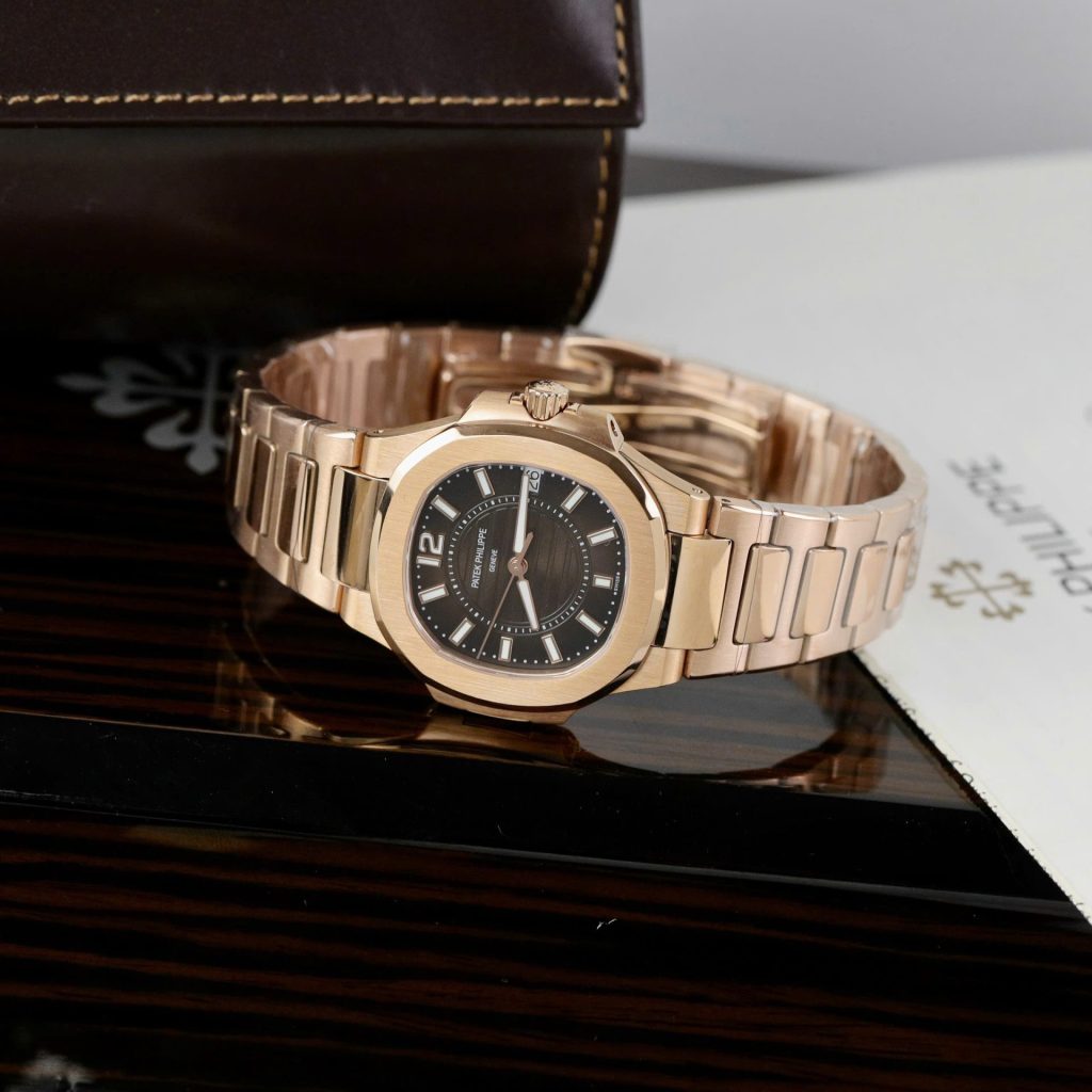 Patek Philippe Nautilus Super Clone Swiss Machine