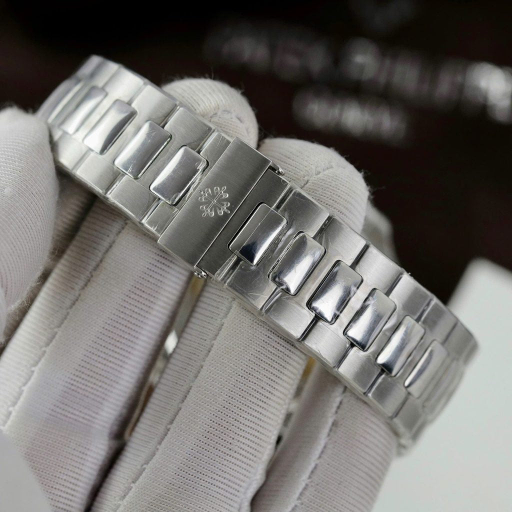 Patek Philippe Nautilus Super Clone Swiss Machine