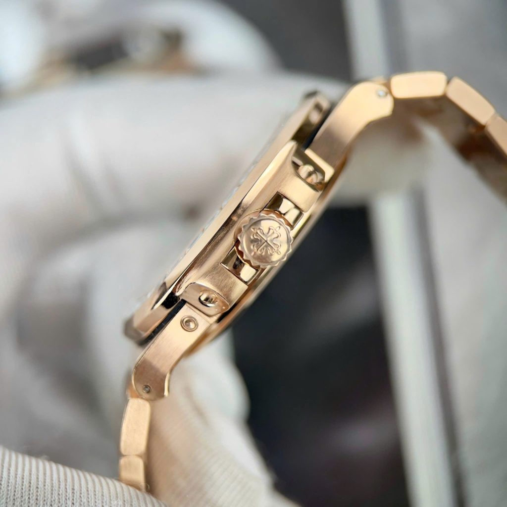 Patek Philippe Nautilus Super Clone Swiss Machine