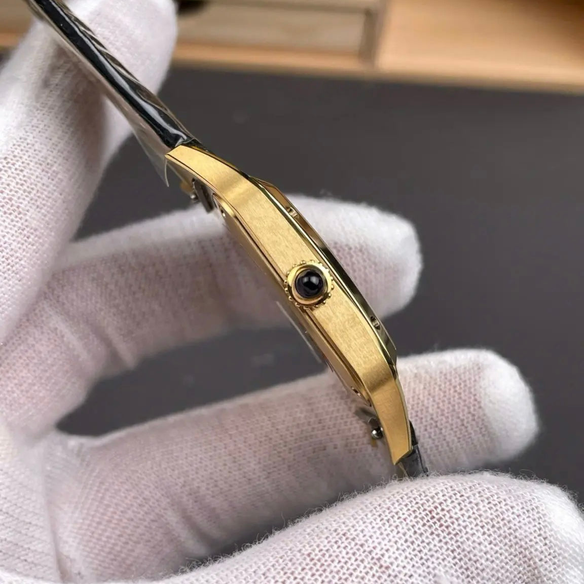 Cartier Santos Dumont Super Clone Swiss Machine (43.5mm x 31.4mm)