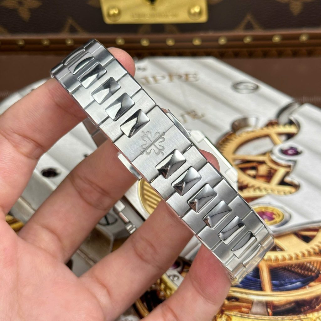 Patek Philippe Cubitus Super Clone Swiss Machines