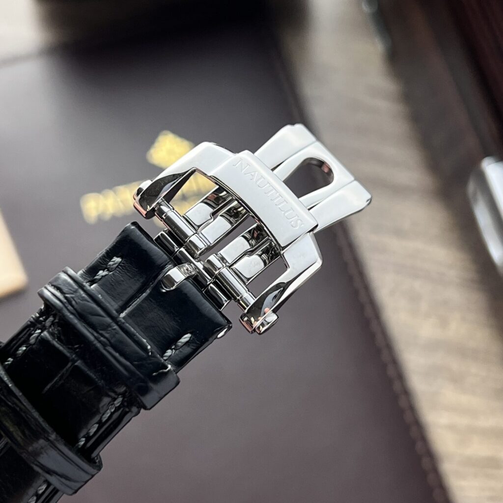 Patek Philippe Nautilus Super Clone Swiss Machine