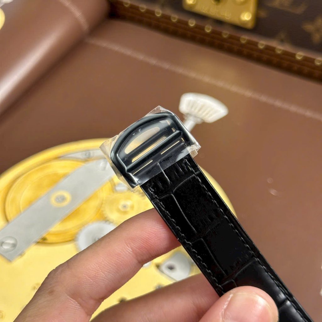 Cartier Santos Super Clone Swiss Machine (41.9mm x35.1mm)