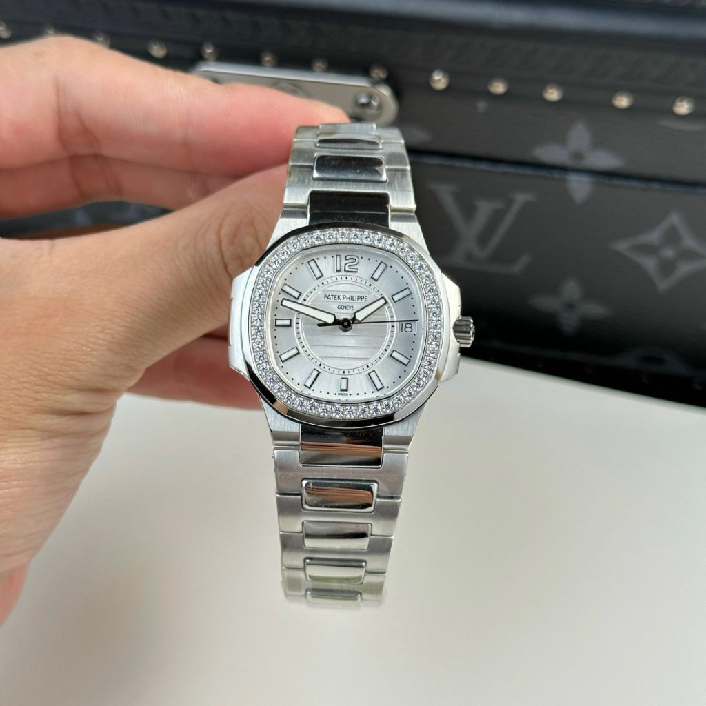 Patek Philippe Nautilus Super Clone Swiss Machine