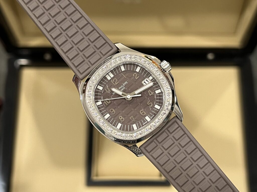 Patek Philippe Aquanaut Super Clone Swiss Machine