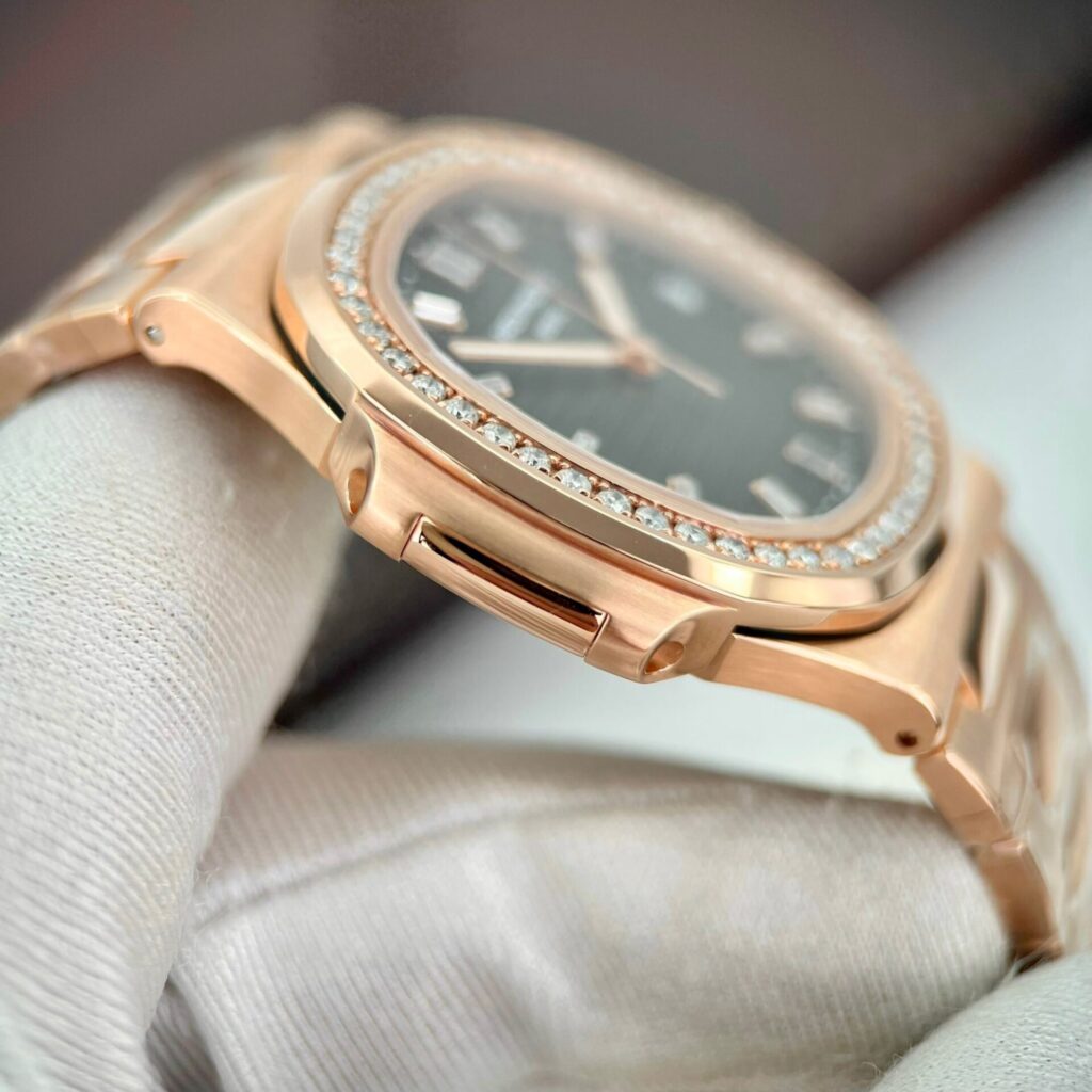 Patek Philippe Nautilus Super Clone Swiss Machine