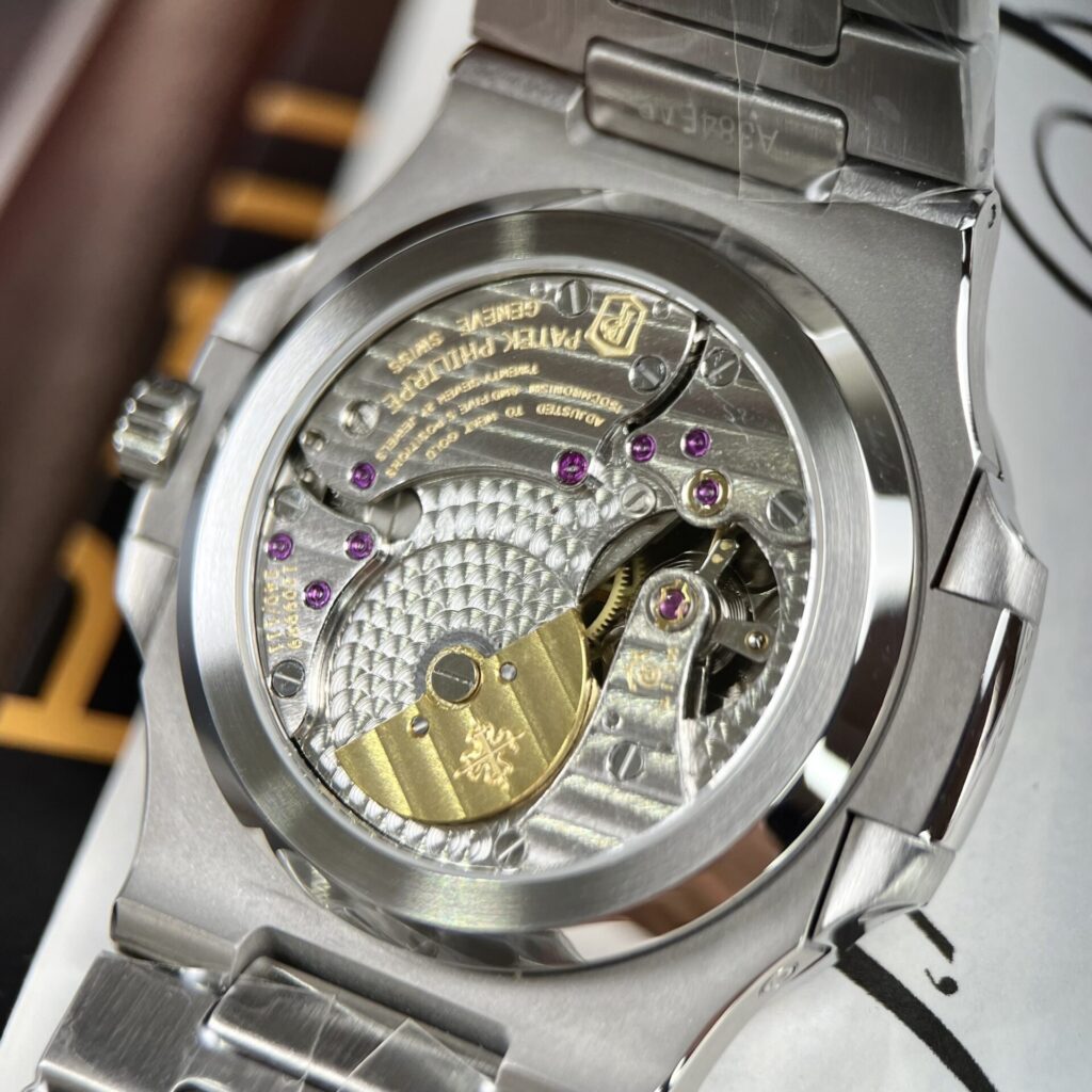 Patek Philippe Nautilus Super Clone Swiss Machine