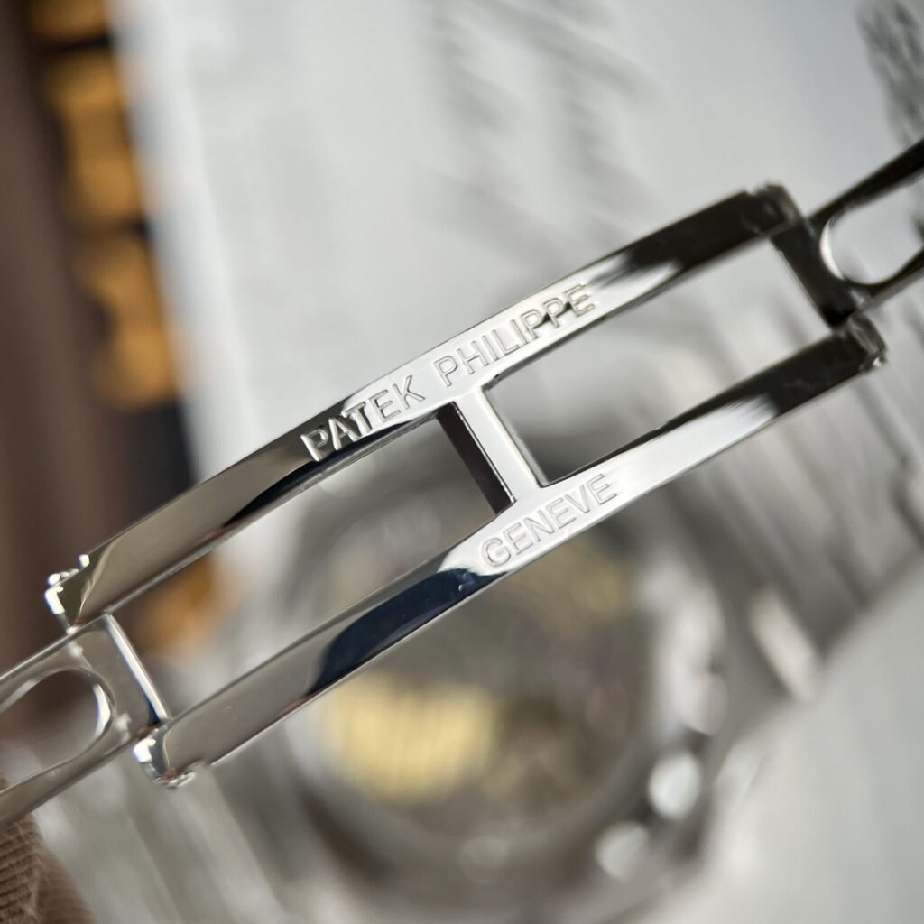 Patek Philippe Nautilus Super Clone Swiss Machine
