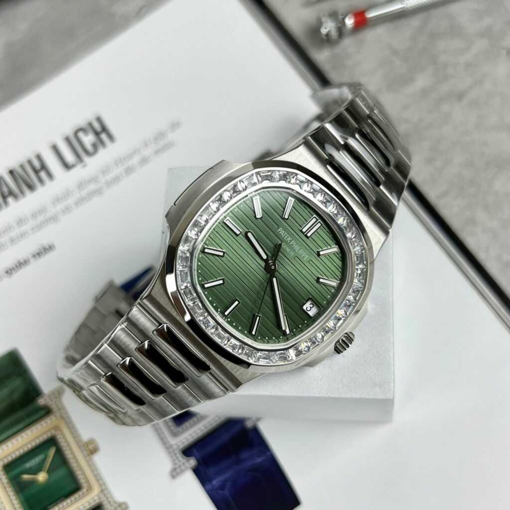Patek Philippe Nautilus Super Clone Swiss Machine