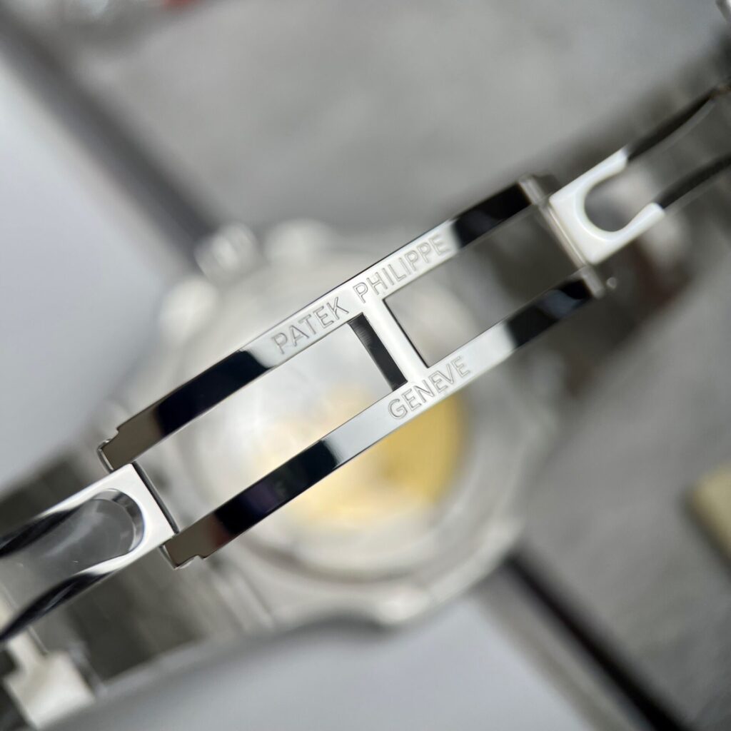 Patek Philippe Nautilus Super Clone Swiss Machine
