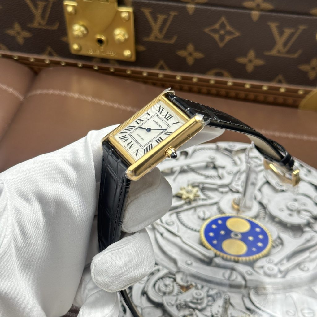 Cartier Tank Louis Super Clone Swiss Machine(33.7mm x 25.5mm)