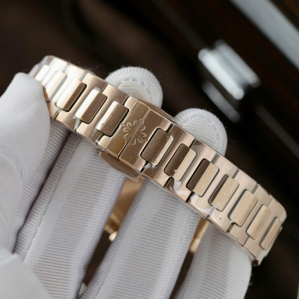 Patek Philippe Nautilus Super Clone Swiss Machine