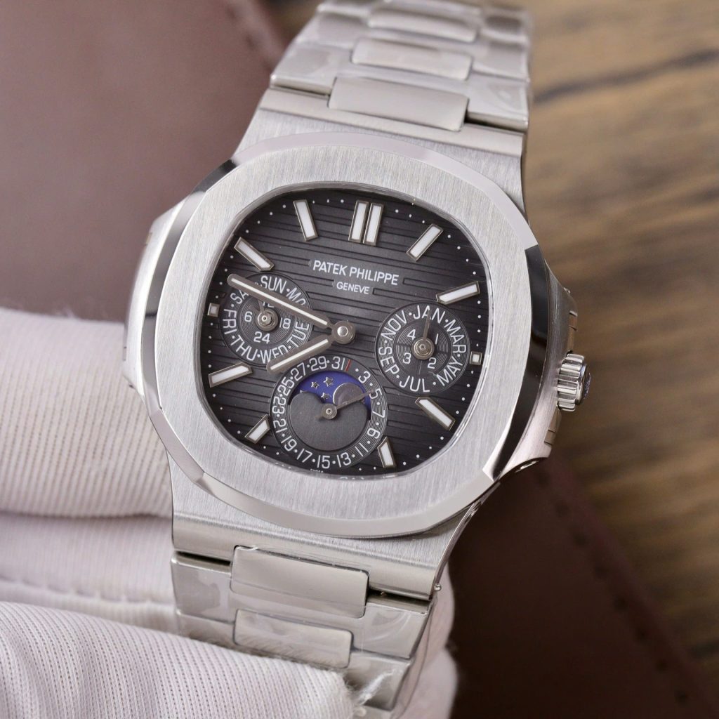 Patek Philippe Nautilus Super Clone Swiss Machine