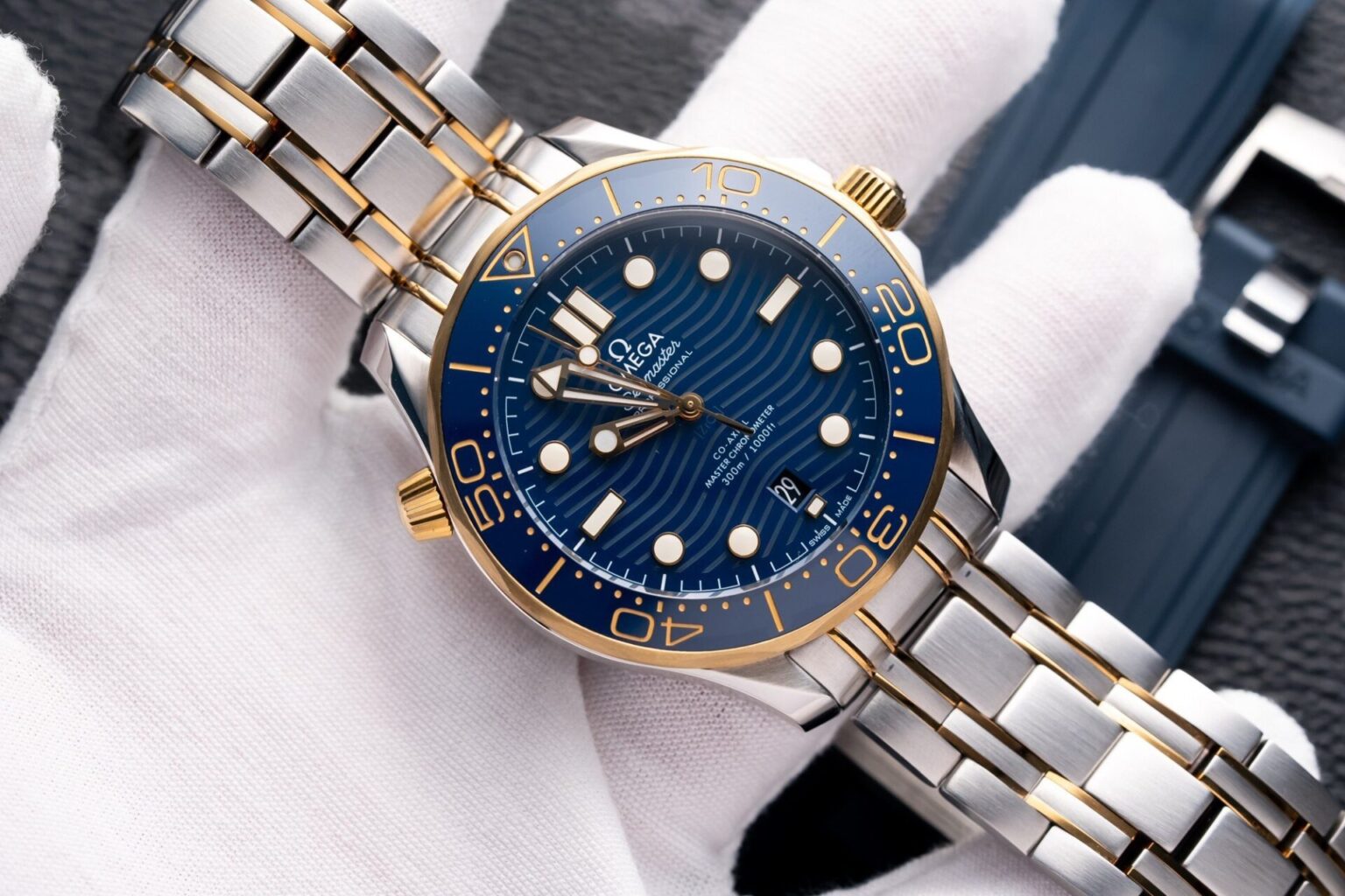 Omega seamaster Diver Super Clone Swiss Machine