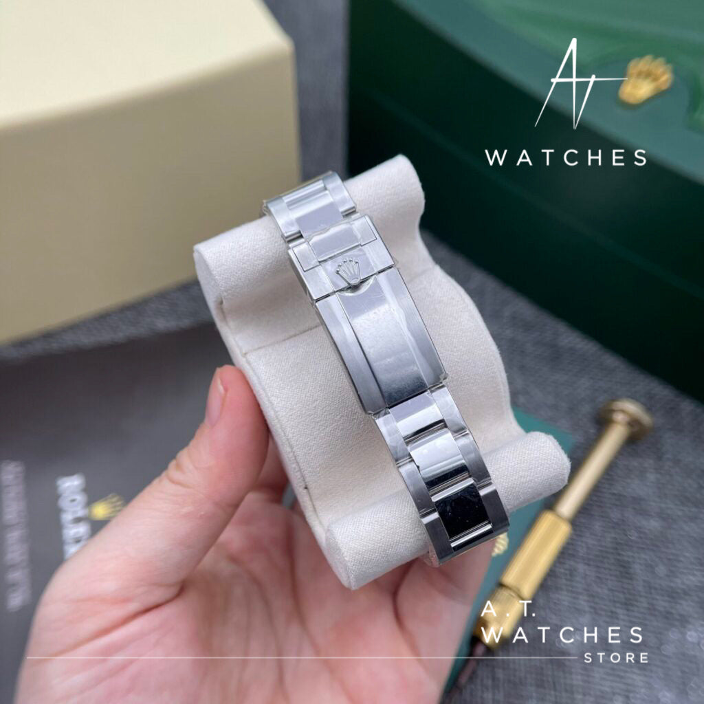 Rolex GMT Master Batman Super Clone Swiss Machine 40mm